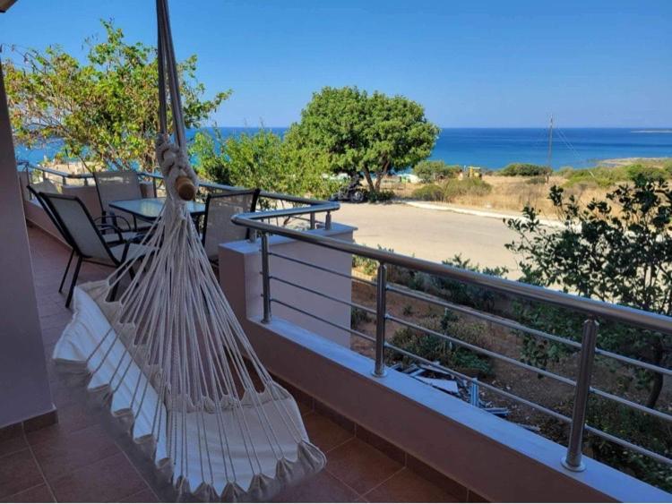 180 Degree Sea View Apartment Palaiochora Exterior foto